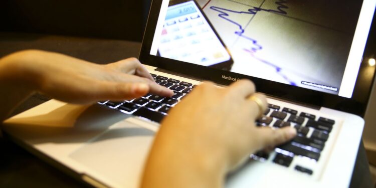 Plataforma ajuda cidadãos a acessar dados sobre emendas parlamentares