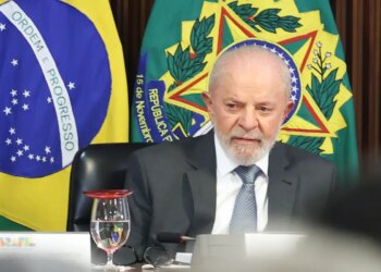 Ameaças “insistem em sobreviver”, diz Lula sobre golpe de 64