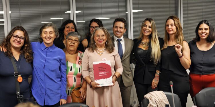 Filhas de vítimas da ditadura fazem pedido de reparação e memória