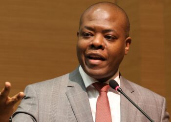 Cármen Lúcia dá 15 dias para Silvio Almeida explicar acusação a Me Too