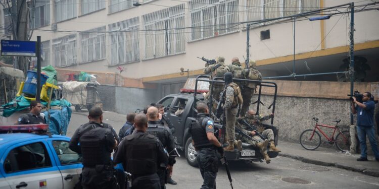 STF deve retomar hoje julgamento da ADPF das Favelas