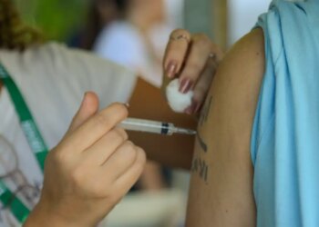 Cidade de São Paulo antecipa vacinação contra gripe para sexta