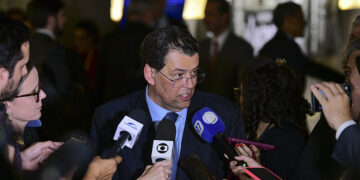 Relator prevê votar ainda neste semestre o projeto do comitê gestor do IBS — Senado Notícias