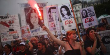 Milhares vão às ruas na Argentina no Dia da Memória, Verdade e Justiça