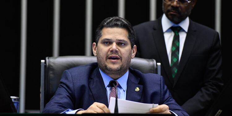 Prorrogada validade de MP que liberou R$ 6,5 bilhões para o Rio Grande do Sul — Senado Notícias