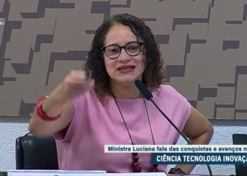 Ministra diz à CCT que Brasil está atraindo de volta cientistas que deixaram o país — Senado Notícias