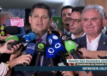 Davi destaca construção coletiva com partidos, lideranças e governo — Senado Notícias