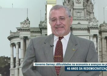 relembre avanços nos direitos civis e desafios da economia — Senado Notícias