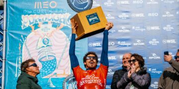 Yago Dora derrota Italo Ferreira e fatura etapa de Peniche na WSL