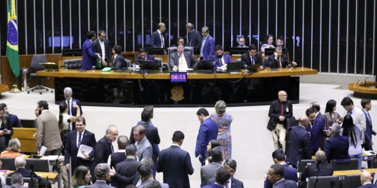 Câmara aprova MP que abriu crédito de R$ 383 milhões para ajuda ao RS – Notícias