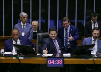 Congresso aprova novas regras para pagamento de emendas parlamentares