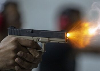 PF e Exército apuram irregularidades em clubes de tiro no sul do RJ