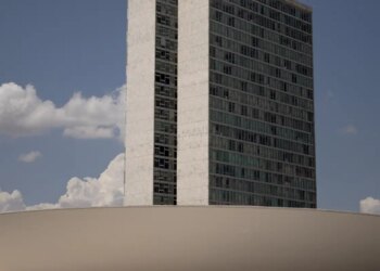 Líderes definem comissões da Câmara e CCJ fica com União Brasil