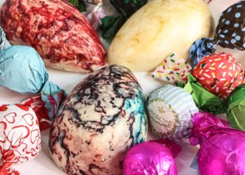 Alta mundial do cacau impacta custos do chocolate e vendas da Páscoa