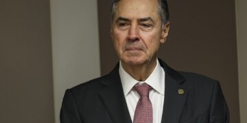 “Bom julgar este ano”, diz Barroso sobre denúncia de golpe de Estado