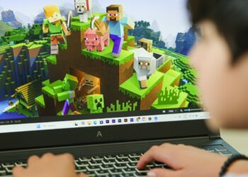 Guia sobre uso de telas traz recomendações a pais e professores