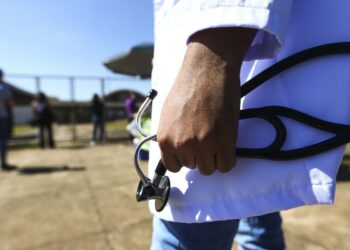 Revalida 2025 receberá documentos de conclusão de curso até sábado