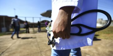 Revalida 2025 receberá documentos de conclusão de curso até sábado