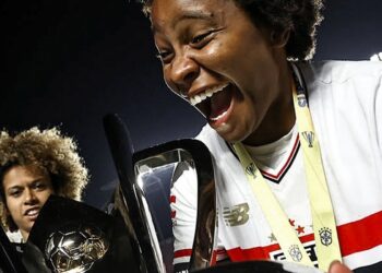 São Paulo quebra hegemonia do Corinthians e fatura Supercopa Feminina