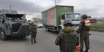 Dados do ISP mostram aumento de 99% nos casos de roubo de carga no Rio