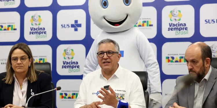 Caderneta de Saúde da Criança ganha versão digital; saiba como acessar