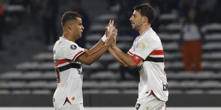 São Paulo estreia bem e vence Talleres na Argentina pela Libertadores