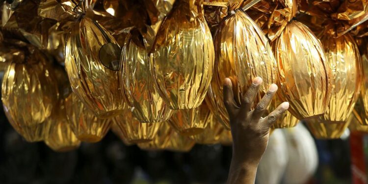 Páscoa: entenda a transição de ovos decorados para ovos de chocolate