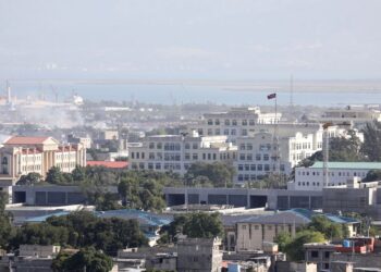 Organizações pedem que França repare Haiti por dívida da independência