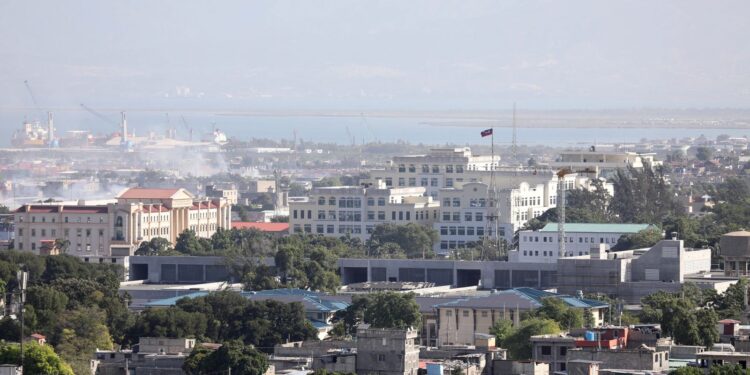 Organizações pedem que França repare Haiti por dívida da independência