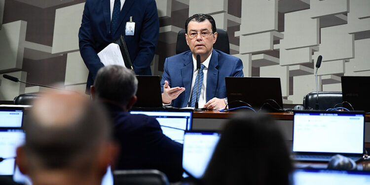 CAE pode votar incentivos a bons pagadores nesta terça — Senado Notícias