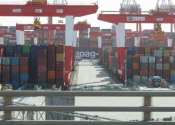 EUA vão taxar produtos da China em 104% a partir desta quarta