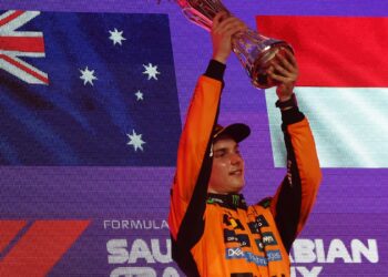 Piastri vence GP da Arábia Saudita e assume ponta da tabela na F1