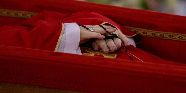 Morte do papa Francisco: “Tudo aconteceu muito rápido”, diz Vaticano