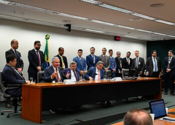 Com senador na presidência, CMO será instalada nesta quinta-feira — Senado Notícias