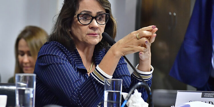 CDH debate direitos de pessoas com deficiência e com doenças raras — Senado Notícias