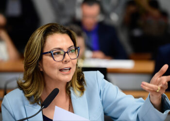 CAS debaterá relação de trabalho entre motoristas e aplicativos — Senado Notícias