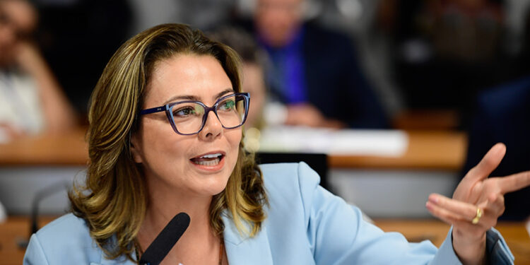 CAS debaterá relação de trabalho entre motoristas e aplicativos — Senado Notícias