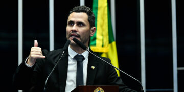 Cleitinho diz que punições desproporcionais são perseguição ideológica — Senado Notícias