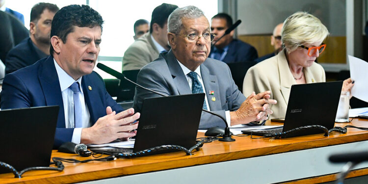 CSP aprova prioridade na restituição de IRPF para carreiras da segurança pública — Senado Notícias