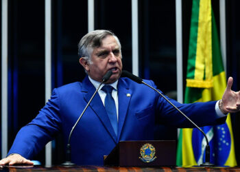 Izalci cobra ação do Senado para ajudar a coibir fraudes no INSS — Senado Notícias