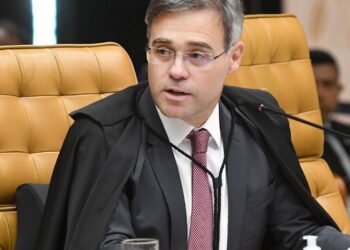 Mendonça confirma voto que barra depoimento de Deolane na CPI das Bets