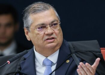 Dino quer que Congresso informe como vai identificar autor de emendas