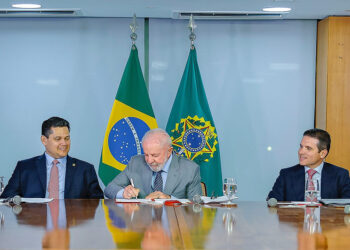 Executivo entrega ao Congresso PEC que reformula a segurança pública — Senado Notícias