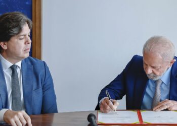 Presidente da Telebrás tome posse como ministro das Comunicações