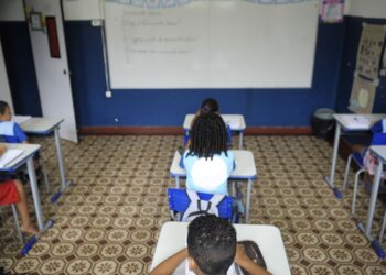 ONG Ação Educativa lança edital para projetos de igualdade de gênero