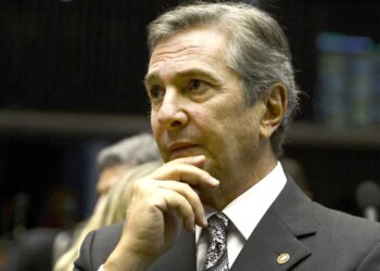 Ex-presidente Fernando Collor é preso em Maceió