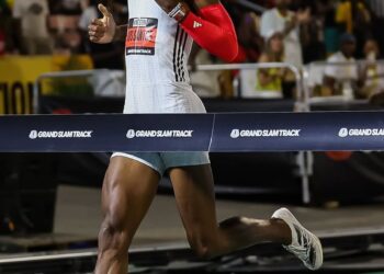 Estreia dourada em 2025: Alison vence 400m com barreiras na Jamaica