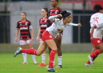 Bragantino bate Flamengo e quebra sequência de três jogos sem vitória