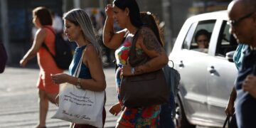 Rio tem dia de calor e espera chuva muito forte na sexta e no sábado
