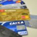 Juros do cartão de crédito rotativo avançam e chegam a 445% ao ano